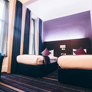 Classic Twin Room